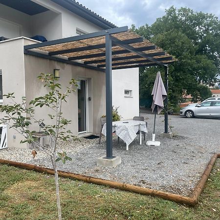 Les Coteaux De La Grange Apartment Mercuer Ngoại thất bức ảnh